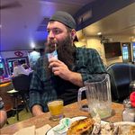 Sean Beard - @imwithstuuupid - Instagram