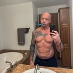 Sean P Dent - @ehfarfit - Instagram