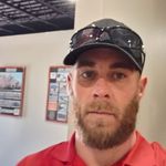 Sean Holly - @hollysean311 - Instagram