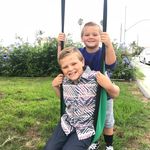 Sean Holly Daily - @hollyodaily - Instagram
