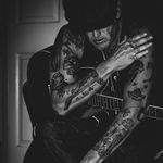 Sean Laing - @bird_rock_born - Instagram