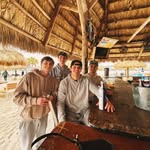 @seanleslie_ - Instagram
