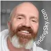 Sean Middleton - @findingskydotcom - TikTok