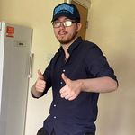 Sean Middleton - @seaniesbeanies - Instagram