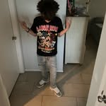 Sean Ryan - @moneymakeyafellbetta - Instagram