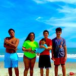 Sean J Stratton - @he_loves_mani - Instagram