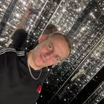 Sean Waring - @prawnie29 - Instagram