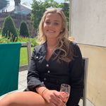 Georgie Smith - @seasonairesmith - Instagram
