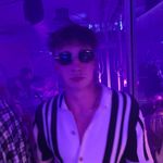 @sebastian.small - Instagram