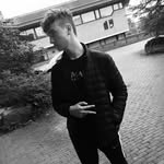 Sebastian Tkaczyk - @sebxlive69 - Instagram