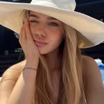 Selene Lancaster - @slancastter - Instagram