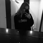 SELENA MACKAY ✌🏻️💗 - @selenamackay_ - Instagram