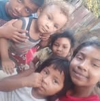 Selena Moya - Facebook