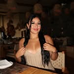 SELLY - @selena.ochoa - Instagram