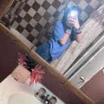 Single - @selena_parks89 - Instagram
