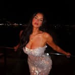 Selena Rogėrs - Facebook