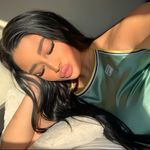 S - @selenaspence_ - Instagram