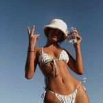 selena - @sele.nastevenson - Instagram