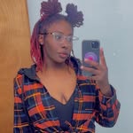 Selena Yates - @yah_tess94 - Instagram