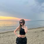 𝐒𝐞𝐥𝐢𝐧 - @selinacarr_35 - Instagram