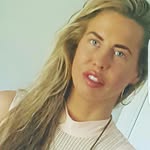 h - @selinachase - Instagram