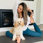 Selina Gilbert - @thetravellingyogini - Instagram
