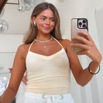 SELENA SAUNDERS - @selenaarae - Instagram