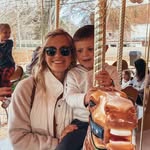 Caitlin Howard - @cselmanhoward - Instagram