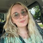 serena - @serenalowry - Instagram