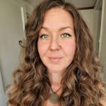 Serena Rose - @aroseion - Instagram