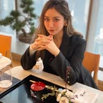 Xu Serena - Facebook