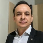 Dr Sérgio Moura e Keila Moura - @sergiomouraekeilamoura - Instagram