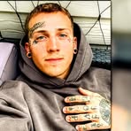Seth Mikael Hilton - Facebook