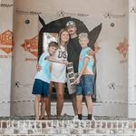Seth and Kelly - @kinglystuff - Instagram