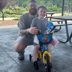 Seth Leslie - Facebook