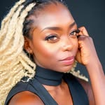 Shae Davis - @stepintothefreaquency - Instagram