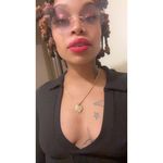 Shaina Wiggins - @redberry_24 - Instagram