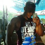Shana  Simpson - @turnup_tuplife - Instagram