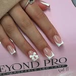 Shanna Mcbride - @rizzyrazzal_nails - Instagram
