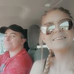 Shannon Blue - @littlecurlyteacher - Instagram