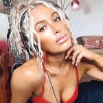 Shannon Dooley - @shannondooleyofficial - Instagram
