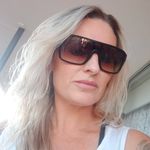 Shannon Hawkes - @hawkes_shannon - Instagram
