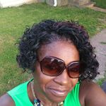 Sharon Corbett - @shacatac - Instagram