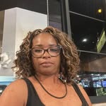Shari George-Broadnax - @mechele32 - Instagram