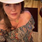Shari Mills - @shari_mills_ - Instagram