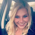 Shari Robertson - @awsmecheerleader - Instagram