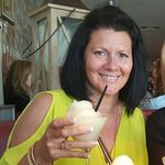 Sharon Blakemore - @sharon.blakemore.3 - Instagram