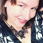 Sharon Bowden - @sharonbowden11 - Instagram