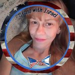 Sharon Burgin - @sharrin422 - Instagram