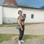 Sharon Daza - @sharondaza40 - Instagram